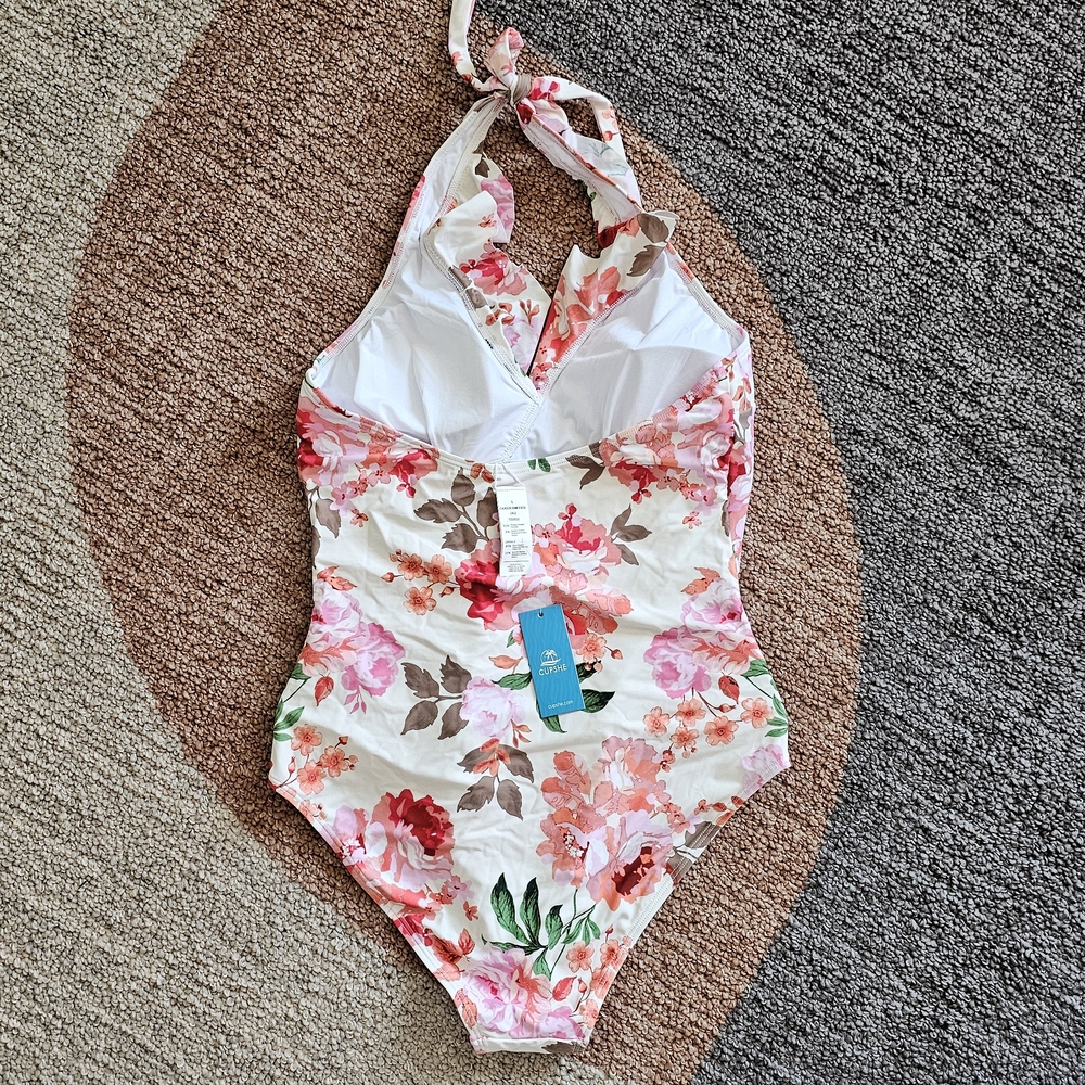 Cupshe Floral Swimsuit - Soft Bloom Halterneck One-Piece Tummy Control - Picture 5 of 5